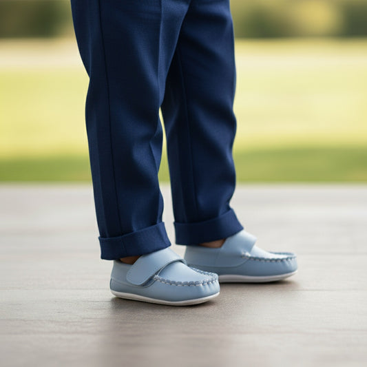 Vintage-Inspired Light Blue Baby Moccasins – Soft Leather Slip-On Shoes for Infants & Toddlers