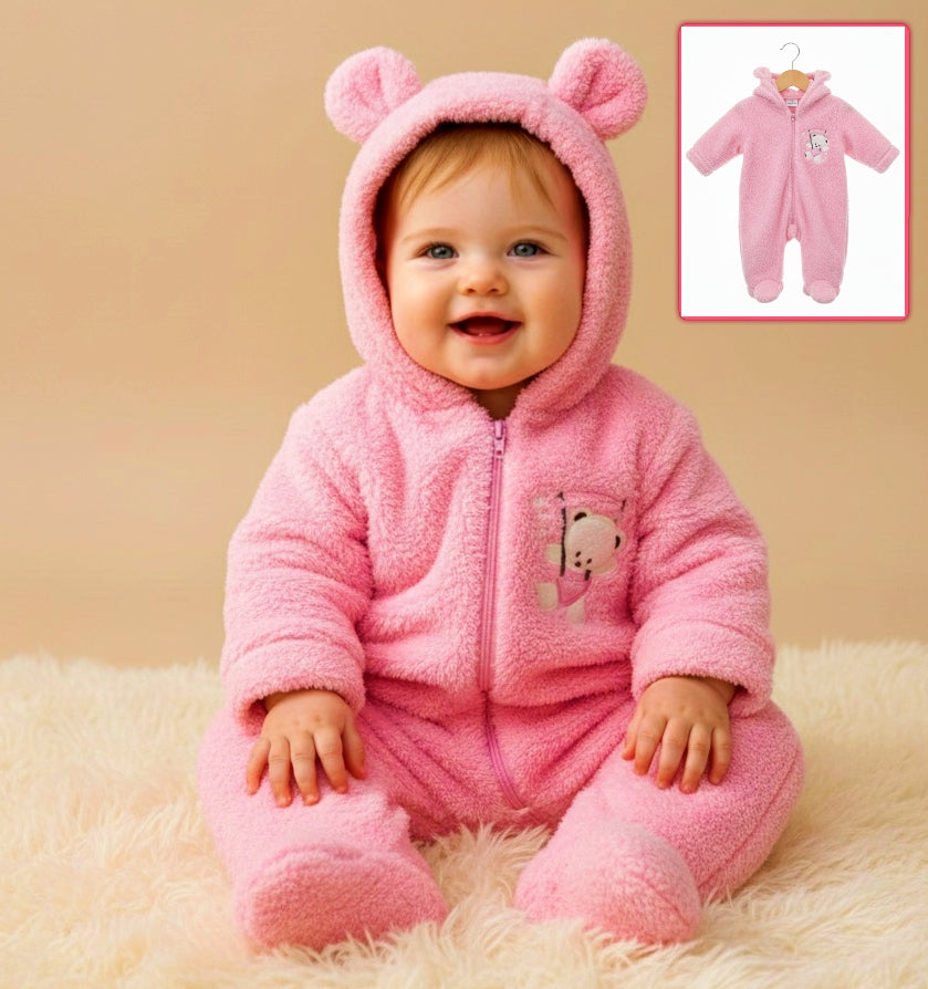 Pink Fleece Baby Onesie – Hooded Bear Design with Enclosed Feet & Front Zipper for Winter Comfort