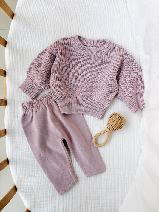 Soft Pink Knit Baby Outfit – Textured Sweater & Pants Set with Shoulder Button Detail