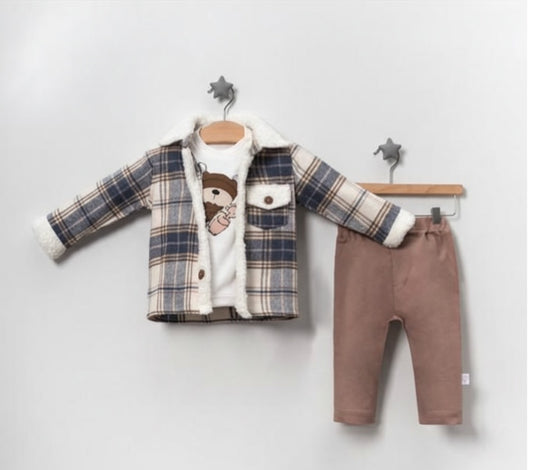 Plaid Sherpa Outfit – Set for Winter Style