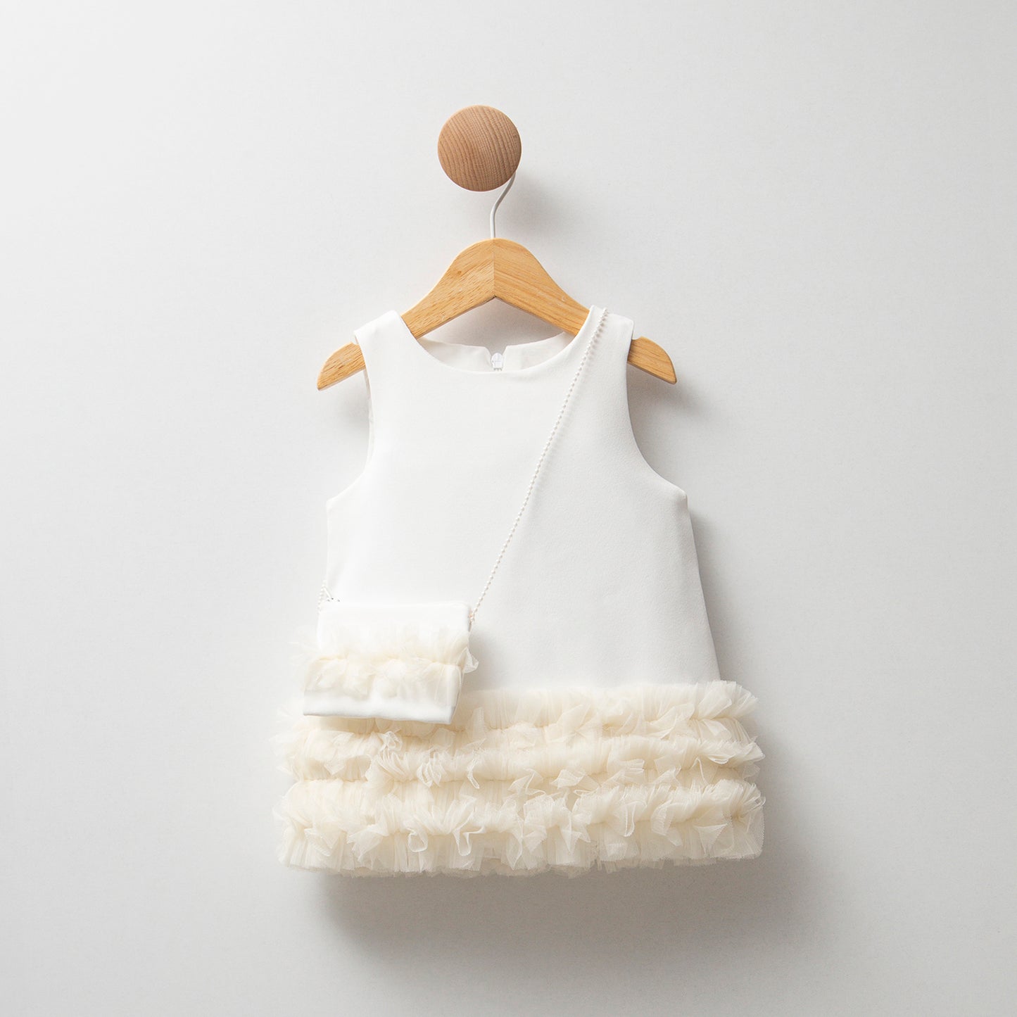 Ruffled Elegance – Baby Girl Dress Set