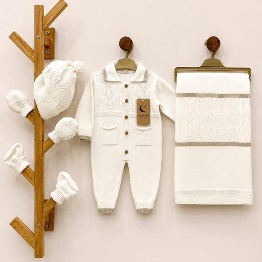 The Vincent 5-Piece Cable-Knit Footed Romper & Blanket Gift Set – Off-White