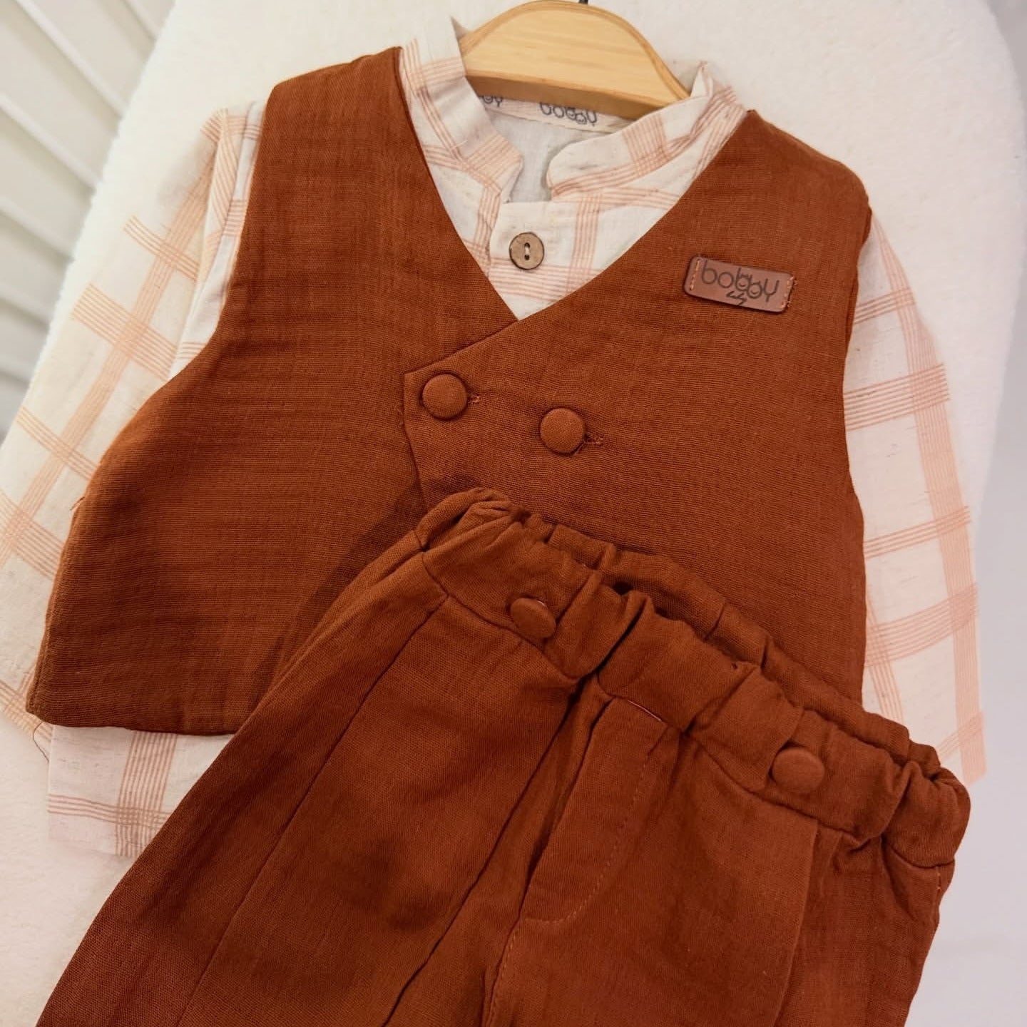 Plaid Ruffle & Textured Vest Set