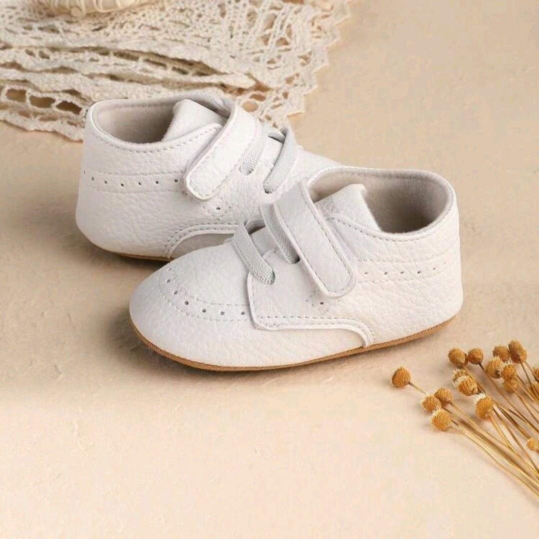 White Baby Brogue Shoes – Textured Faux Leather with Lace-Up & Velcro Strap
