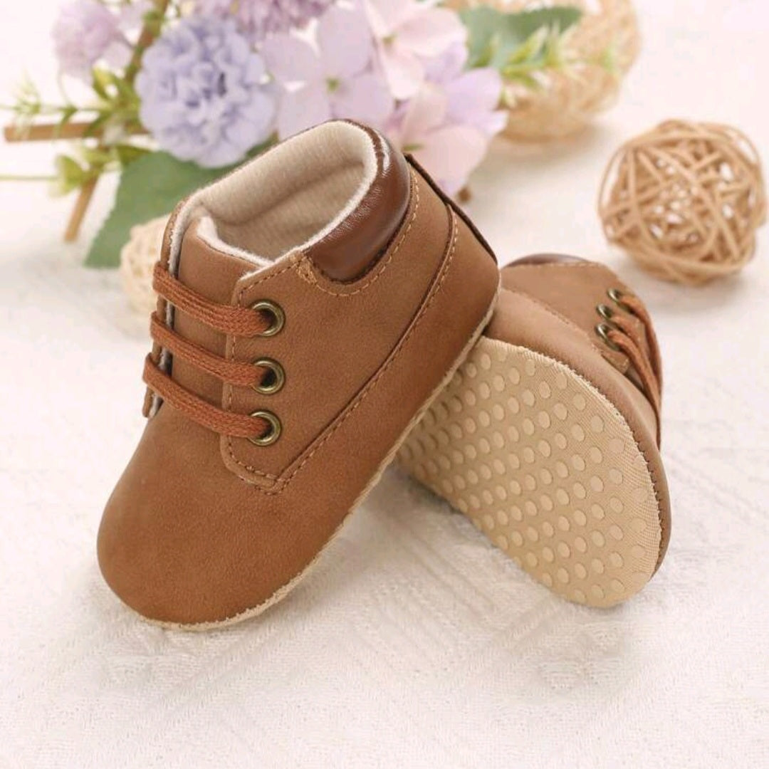 Brown Suede Baby Shoes – Soft Infant Booties with Gold Eyelets & Padded Lining