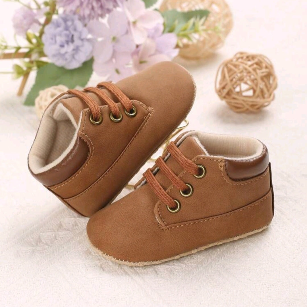 Brown Suede Baby Shoes – Soft Infant Booties with Gold Eyelets & Padded Lining