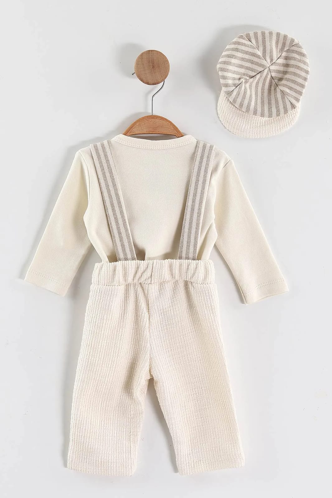 Vintage Suspenders Charm – Baby Boy Outfit