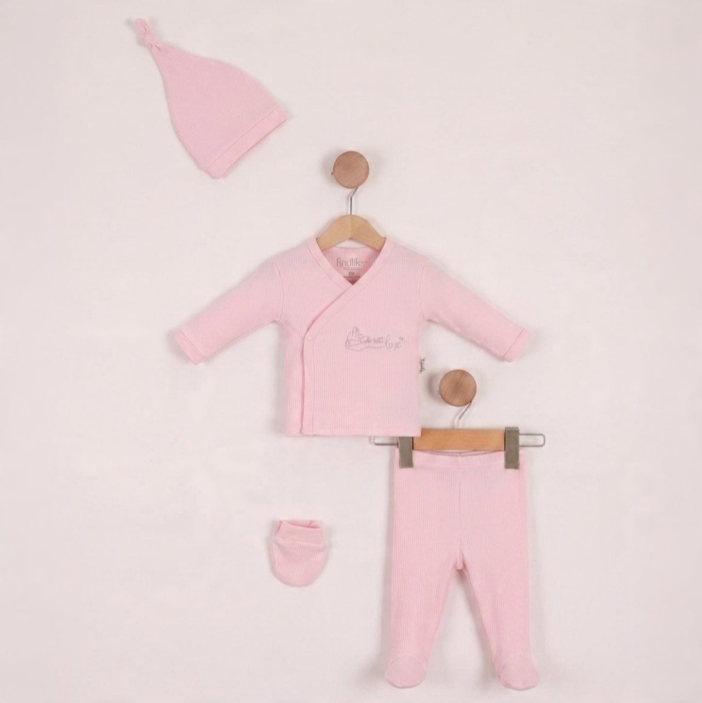 “Love’s Embrace” Baby Outfit Set – Pink Wrap & Accessories